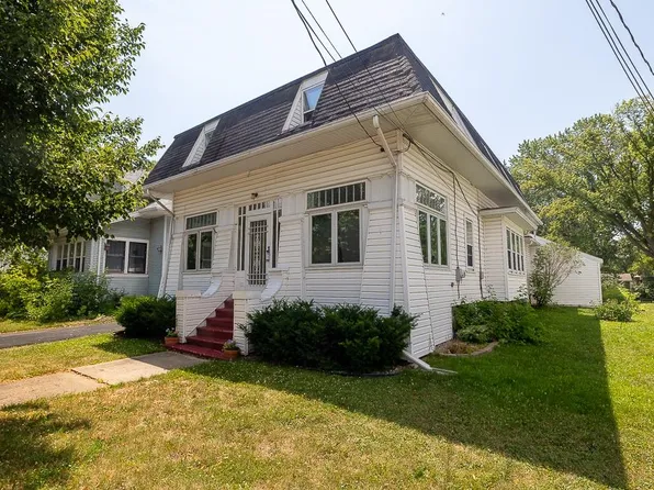 415 E Forest Ave, Neenah, WI 54956