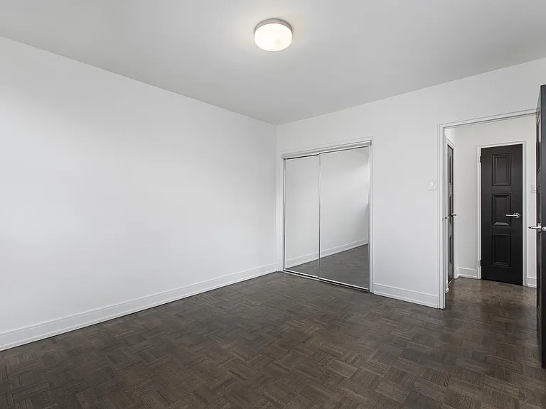 351 The West Mall — Photo 17