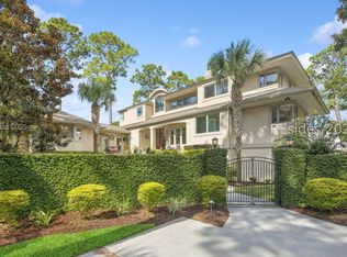 11 Foot Point Rd, Hilton Head Island, SC 29928