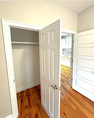 Rented by Pear NYC LLC | media 7