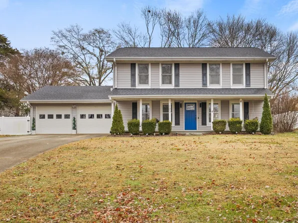 103 Steeplechase Ct, Simpsonville, SC 29681