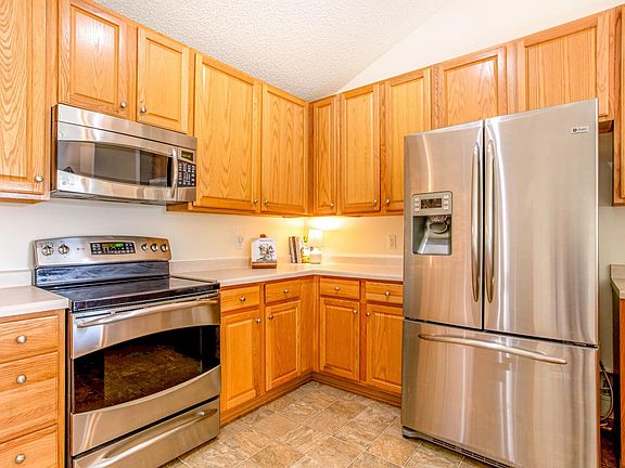 5th image of 7803 Elm Grove Ave