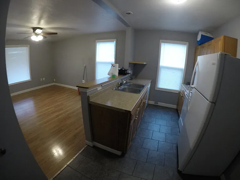 550 S Main St #2 — Photo 6