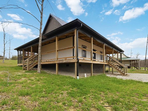 2nd image of 360 Pumpkin Creek Cir