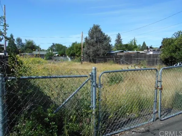 13251 2nd St, Clearlake Oaks, CA 95423