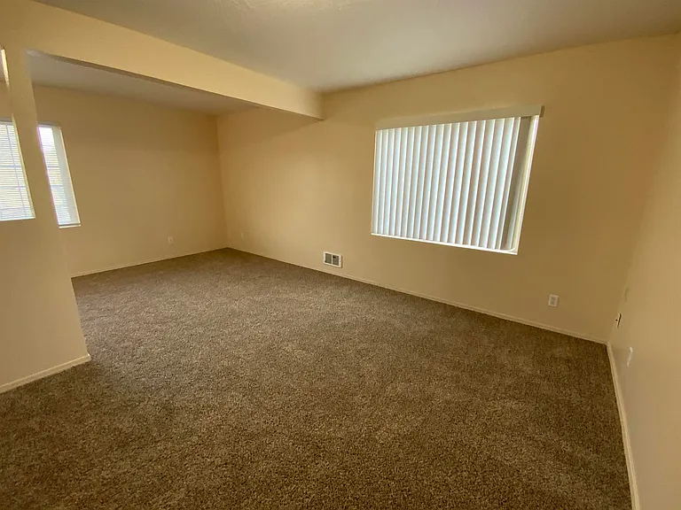 505 Cherry St #B — Photo 4