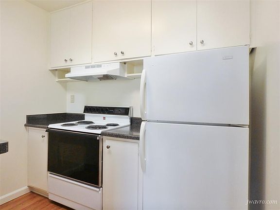 3rd image of 1155 Ellis St APT B301