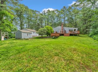 26 Beacon St, Amesbury, MA 01913