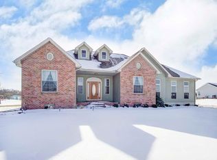 10685 Red Fox St, Canal Winchester, OH 43110
