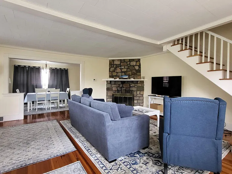 61 Ledge Rd — Photo 9