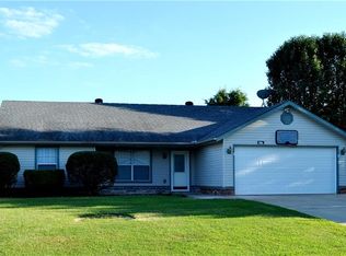 817 Tyler St, Centerton, AR 72719