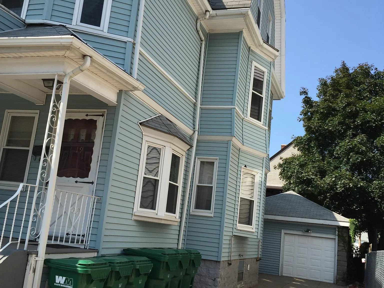 3 bed, $900 — Photo 3