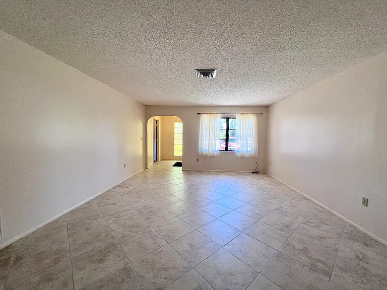 3264 Virginia Rd — Photo 6