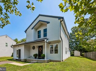 33 Country Ln, Voorhees, NJ 08043