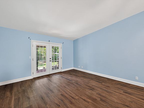 3rd image of 39650 Us Highway 19 N APT 334