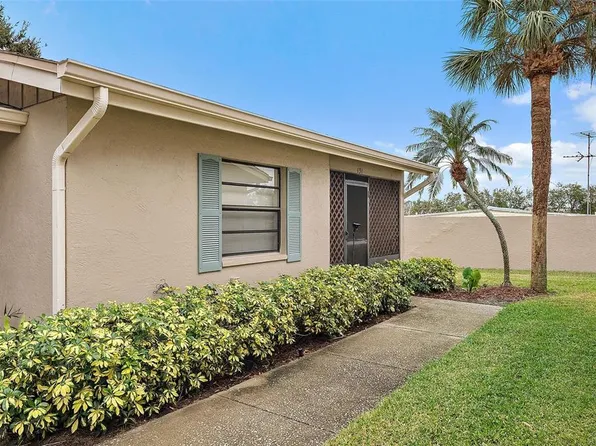 2131 Ridge Rd S APT 131, Largo, FL 33778