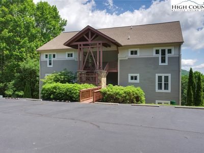 165 Grandfather Circle UNIT 132, Seven Devils, NC, 28604