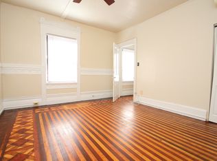 2122 Walnut St APT 3R, Philadelphia, PA 19103