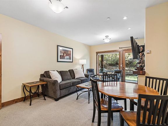 5th image of 3820 Tamarack Ave #120