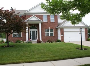 12220 Castlestone Dr, Fishers, IN 46037