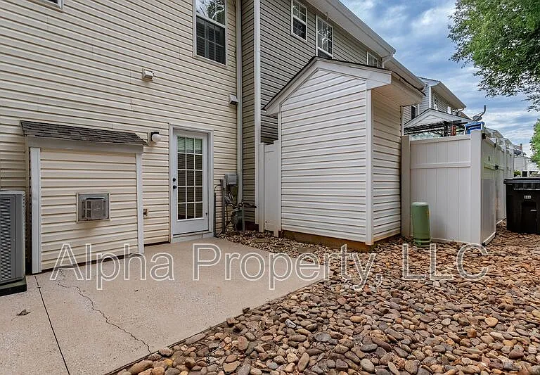 142 Spring Crossing Cir — Photo 22