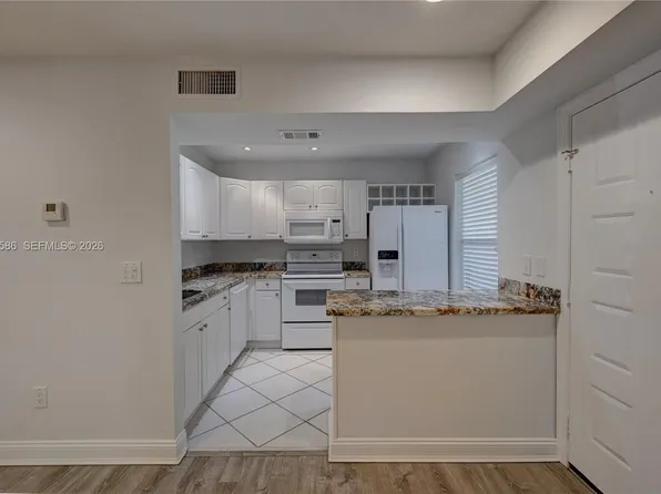 9858 NW 3rd St #9858, Fort Lauderdale, FL 33324