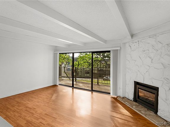 5th image of 117 Waters Edge Ct #1A