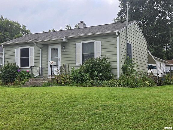 2nd image of 2943 Cody St