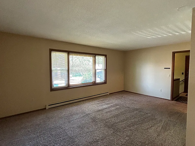 205 Mooers Ave SE #2 — Photo 2