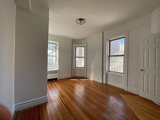 1st image of 2753 Broadway #C12