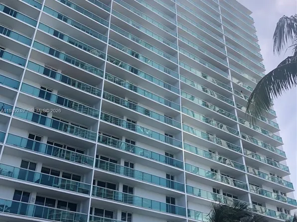 100 Bayview Dr APT 408, Sunny Isles Beach, FL 33160
