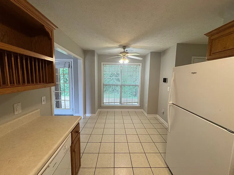 7002 Oak Side Ct — Photo 7