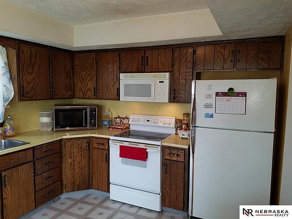 5th image of 13001 S 30th St