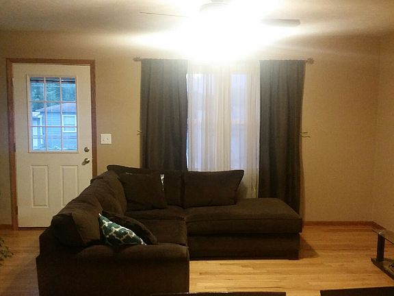 4th image of 7702 Lillian Ave