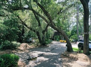 92 Lawton Rd, Hilton Head Island, SC 29928