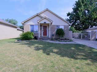21729 Violet St, Saint Clair Shores, MI 48082