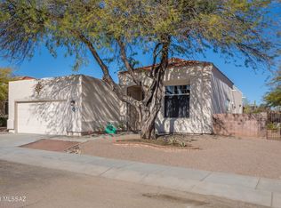 2670 W Camino De Las Grutas, Tucson, AZ 85742