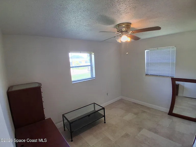 303 Princeton Ave — Photo 24