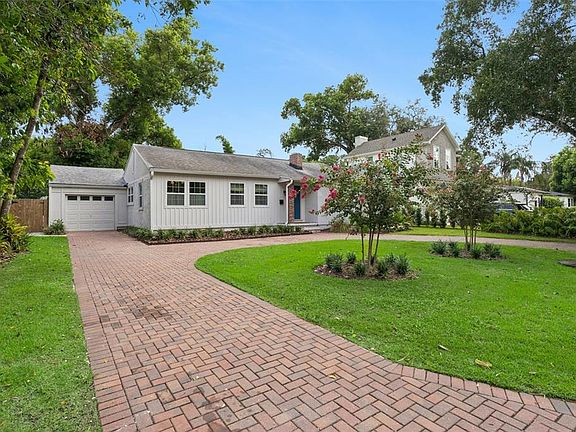 3rd image of 913 CAMELLIA AVENUE