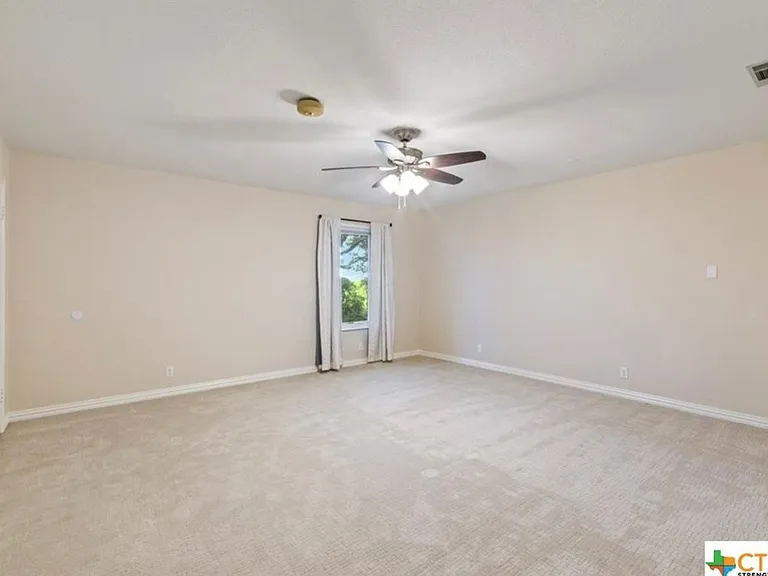 3069 Summit Dr — Photo 23