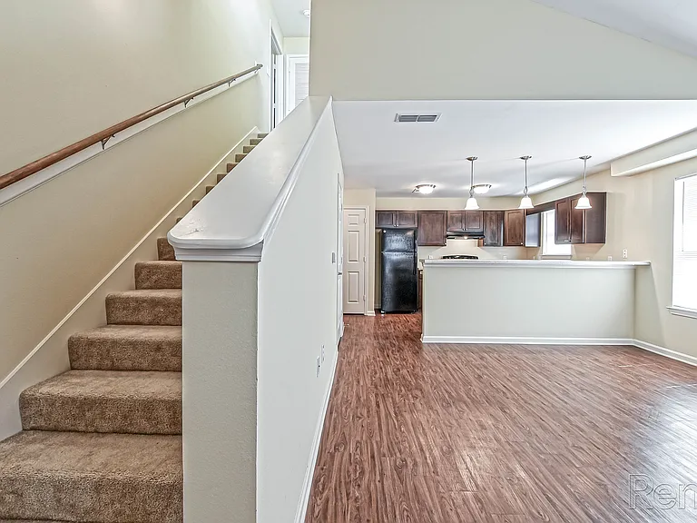 Oak Manor Villas — Photo 25