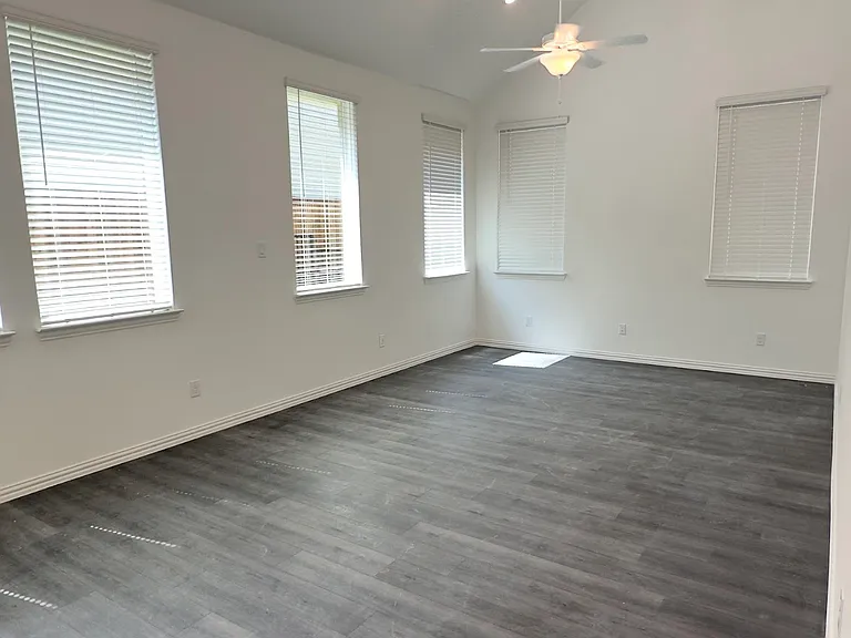 4249 Watson Way — Photo 6
