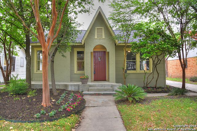 1st image of 2035 W Gramercy Pl