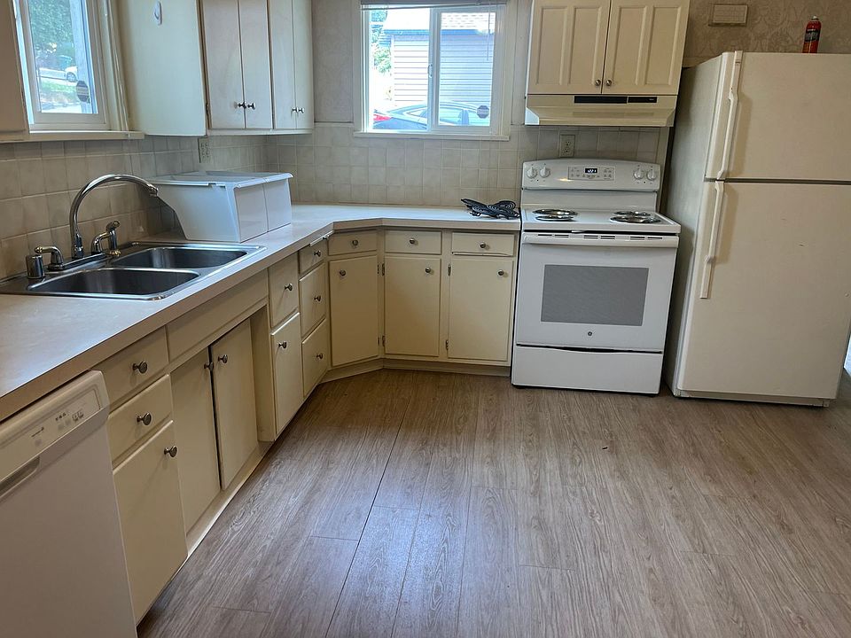 1st image of 3666 Francis Ave N #3672