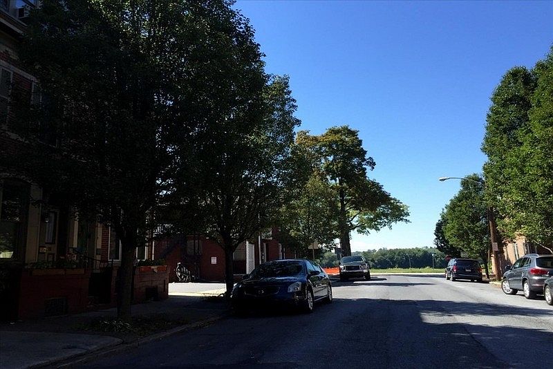2nd image of 115 Calder St