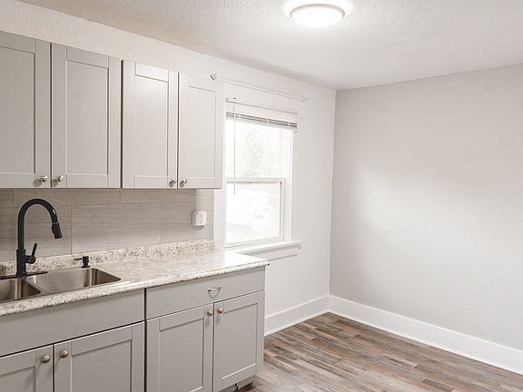 3rd image of 2440 E Willamette Ave #1