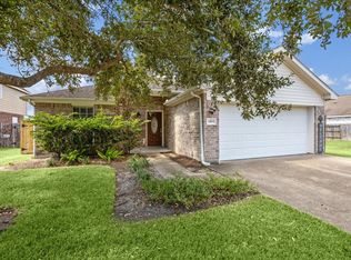 1805 Clover Patch Ln, Alvin, TX 77511