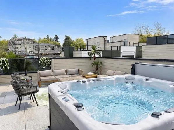 34588 Marshall Rd #110, Abbotsford, BC V2S 1J6