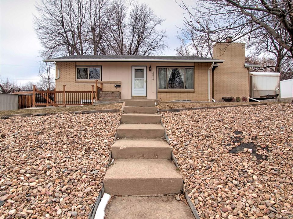 1st image of 2819 S Winona Ct