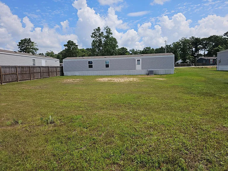 16618 Fairman Dr — Photo 1